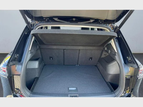 Volkswagen Tiguan (2024) — foto 25 van 27