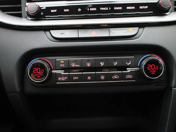 Kia XCeed (2023) — foto 9 van 41