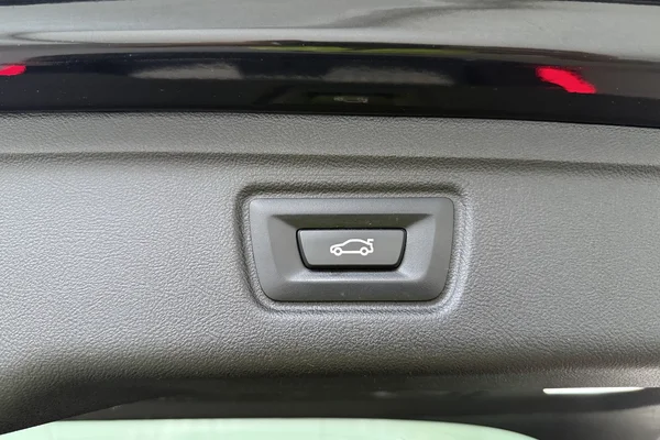BMW 3 SW PHEV (G21) (2021) — foto 13 van 32