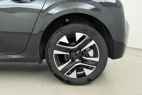 Peugeot 208 (2025) — foto 15 van 18