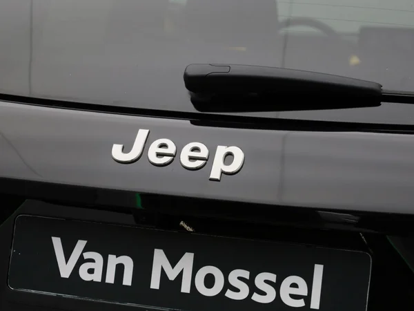 Jeep Avenger (2023) — foto 38 van 43