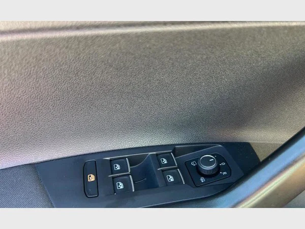 Volkswagen Taigo (2022) — foto 20 van 29