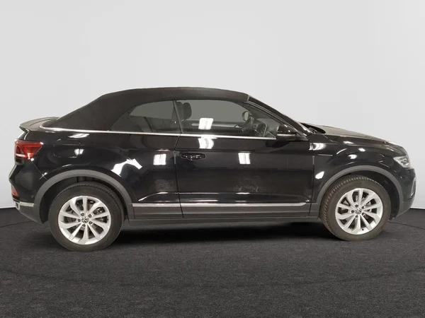 VOLKSWAGEN T-Roc Cabriolet (2022) — foto 20 van 23
