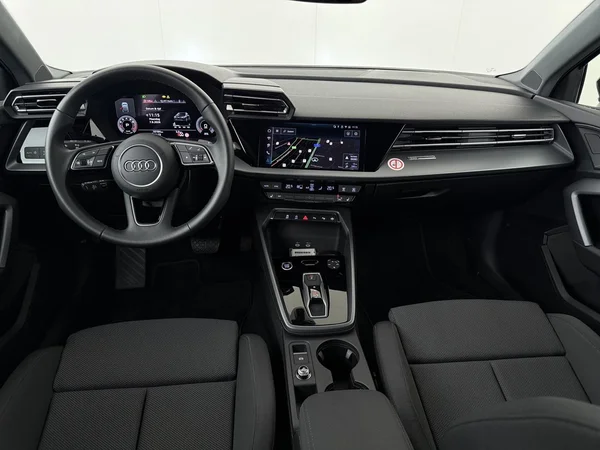 AUDI A3 Sportback (2025) — foto 13 van 18
