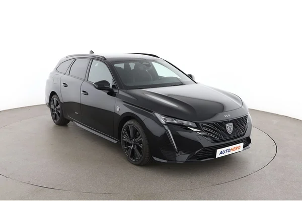 Peugeot 308 (2023) — foto 14 van 16