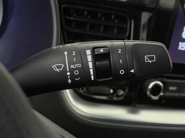 KIA Stonic (2021) — foto 16 van 25