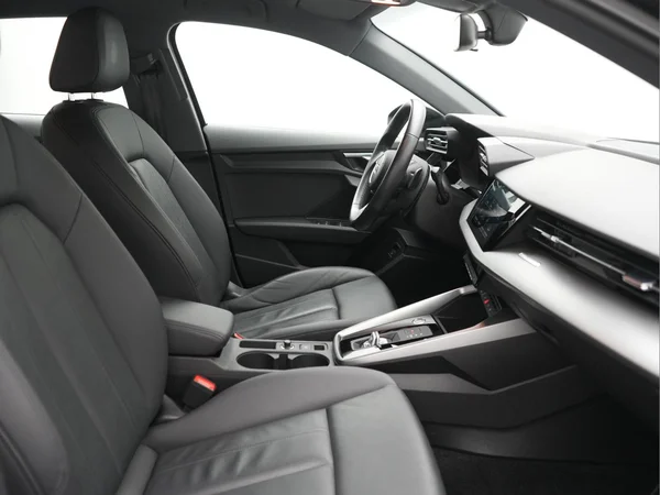 AUDI A3 Sportback PHEV (2022) — foto 9 van 29