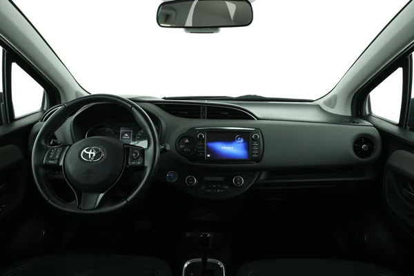 Toyota Yaris (2018) — foto 3 van 16
