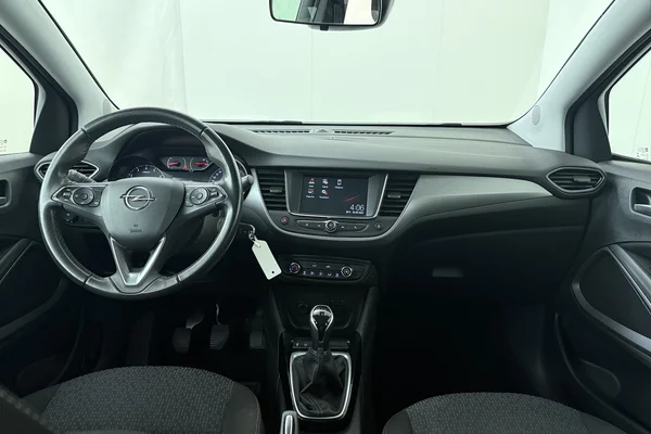 Opel Crossland (2022) — foto 18 van 18