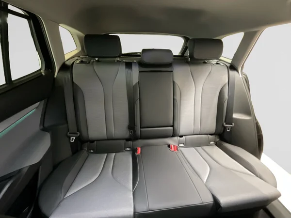 SKODA Enyaq (2025) — foto 22 van 25