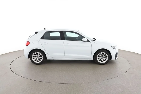 Audi A1 (2019) — foto 13 van 16