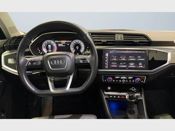Audi Q3 (2019) — foto 3 van 28