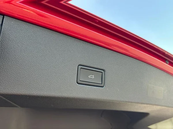 VOLKSWAGEN T-Roc (2025) — foto 21 van 31