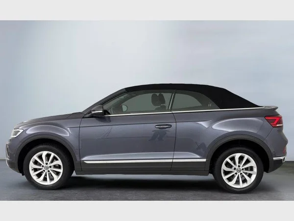 Volkswagen T-ROC (2023) — foto 30 van 32