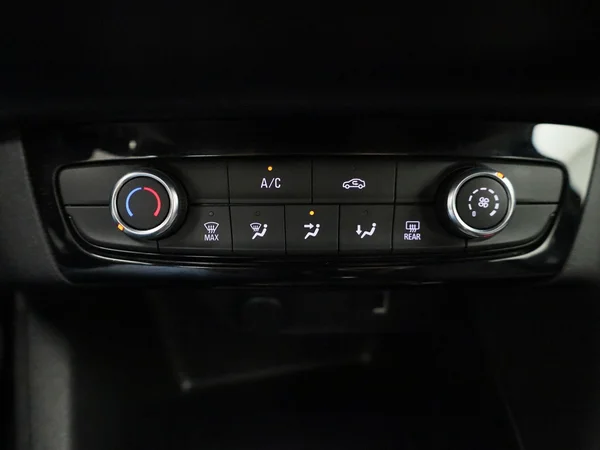 Opel Corsa (2023) — foto 14 van 39