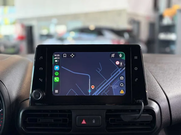 Citroen Berlingo (2021) — foto 2 van 19