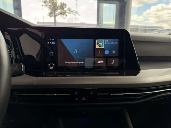 Volkswagen Golf (2024) — foto 8 van 23