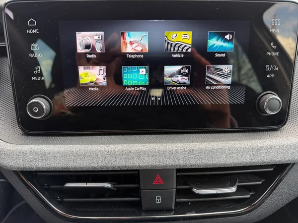 SKODA Kamiq (2025) — foto 6 van 19