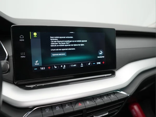 SKODA Octavia Combi (2021) — foto 17 van 41