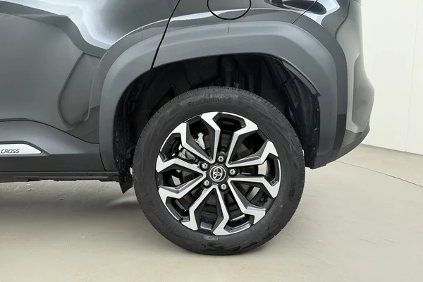 Toyota Yaris Cross Hybrid (HEV) (2025) — foto 13 van 16