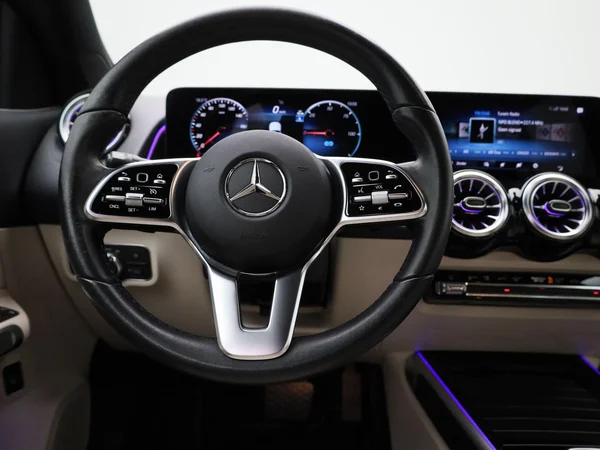 Mercedes-Benz EQB (2022) — foto 46 van 48