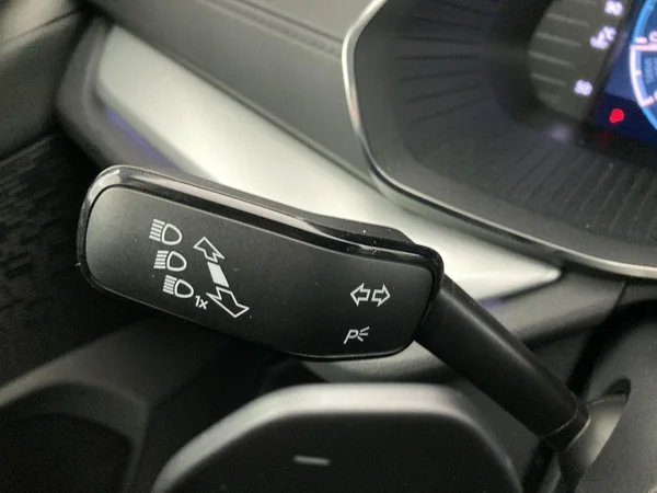 SKODA Octavia Combi Dsl (2022) — foto 22 van 36