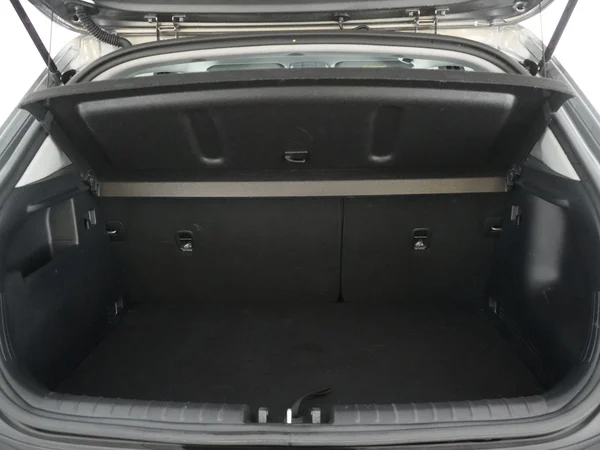 Kia Stonic (2025) — foto 8 van 21