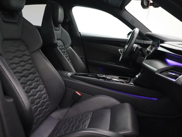 AUDI E-tron GT (2022) — foto 26 van 28