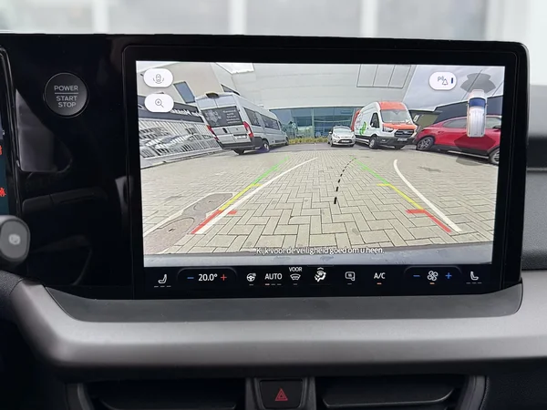 Ford Transit Courier (2025) — foto 10 van 35