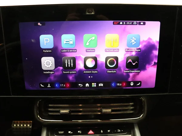 Mercedes-Benz CLA (2025) — foto 11 van 30