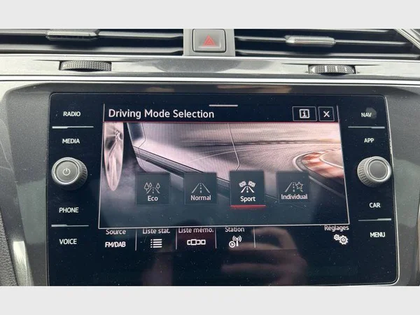 Volkswagen Tiguan Allspace (2023) — foto 21 van 40