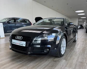 Audi TT 54ca5394-41a0-4cda-9c17-d536b89e126d