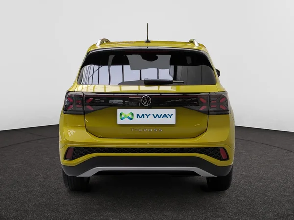 VOLKSWAGEN T-Cross (2024) — foto 2 van 15