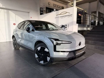Volvo EX30 (2024)