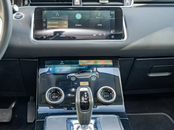 Land Rover Range Rover Evoque (2023) — foto 11 van 24