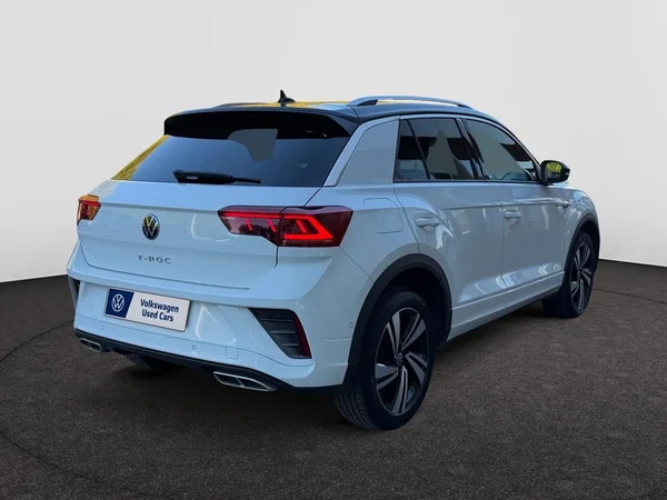 VOLKSWAGEN T-Roc (2022) — foto 13 van 17