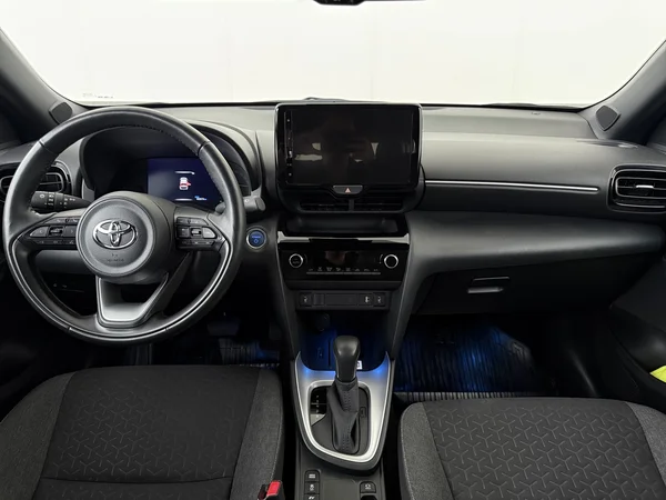 TOYOTA Yaris Cross (2022) — foto 30 van 30