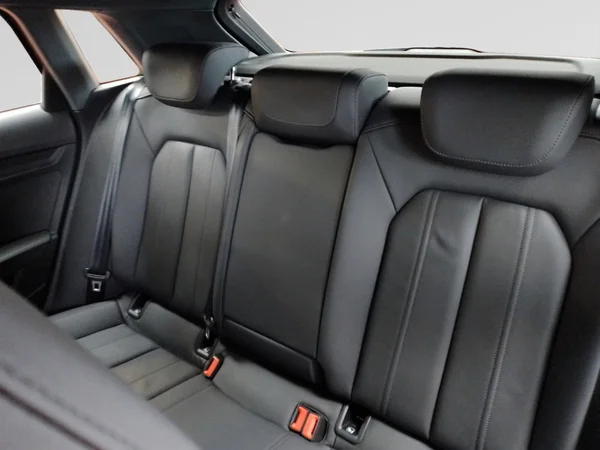 AUDI A3 Sportback (2024) — foto 3 van 16