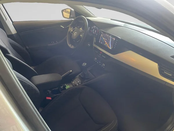 SKODA Scala (2024) — foto 3 van 20
