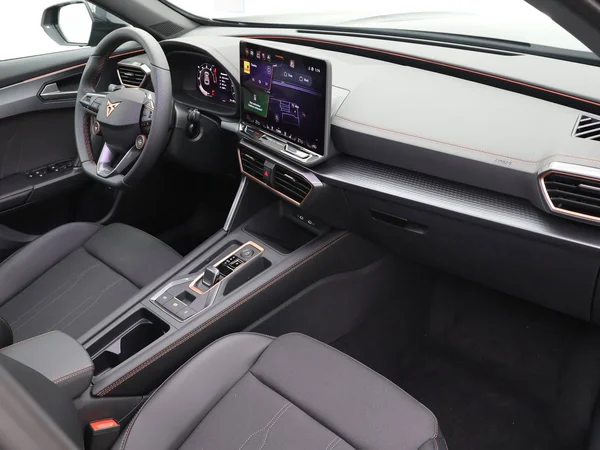 CUPRA Formentor (2025) — foto 20 van 26