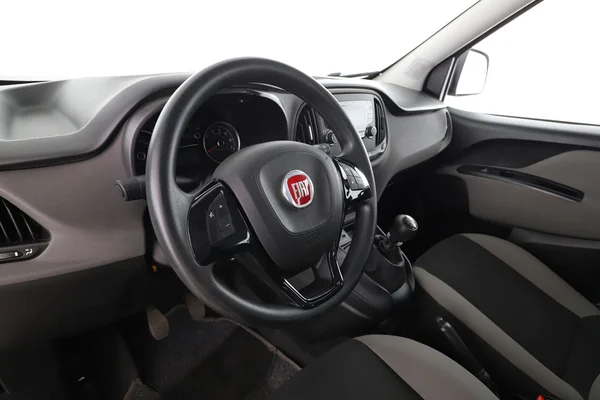 Fiat Doblo (2018) — foto 2 van 16