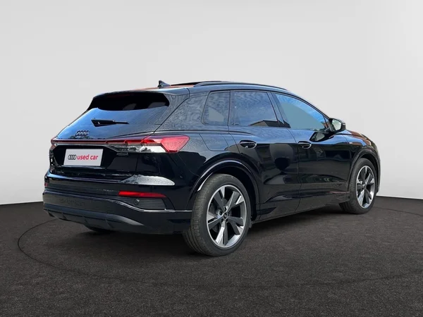 AUDI Q4 e-tron (2025) — foto 22 van 27