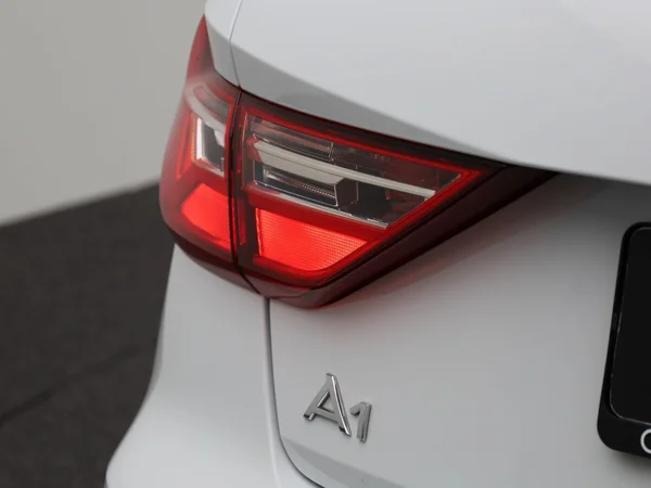 Audi A1 Sportback (2023) — foto 35 van 41