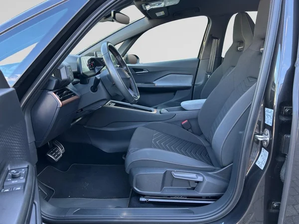 CUPRA Born (2023) — foto 25 van 27