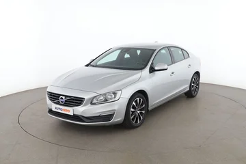 Volvo S60 610df1bf-1fa8-462e-aadf-f72330926889