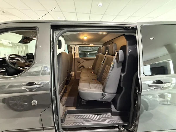 Ford Transit Custom (2023) — foto 10 van 20