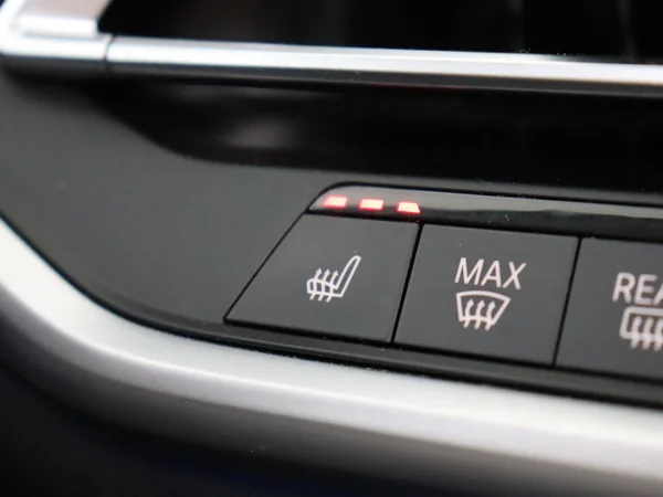 BMW X5 (2022) — foto 18 van 33