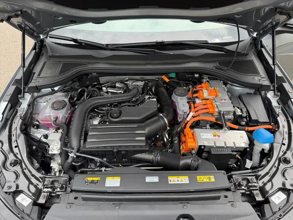 VOLKSWAGEN Passat Variant eHybrid (PHEV) (2026) — foto 15 van 24