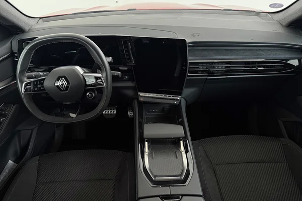 Renault Espace E-TECH (HEV) (2023) — foto 30 van 30