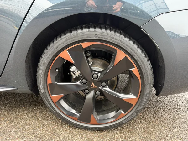 CUPRA Leon ST (2026) — foto 13 van 21
